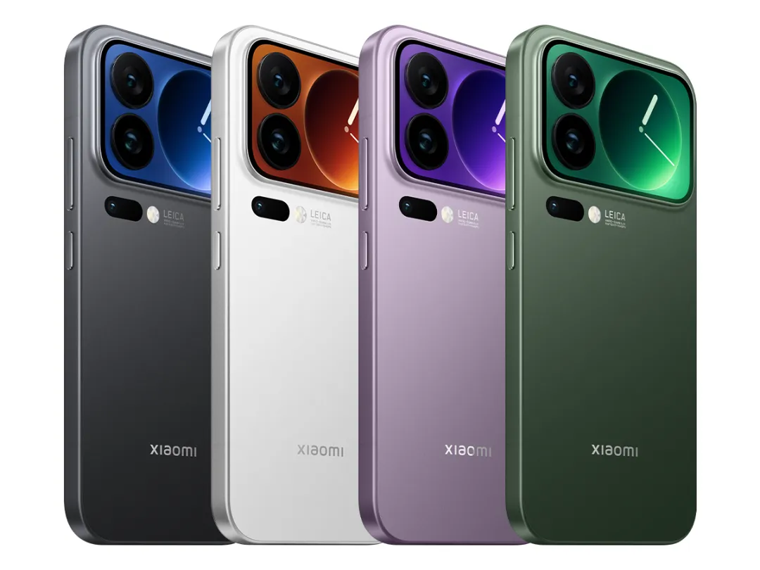 雷军自爆曾严重内耗！现场发布小米17，硬刚苹果！