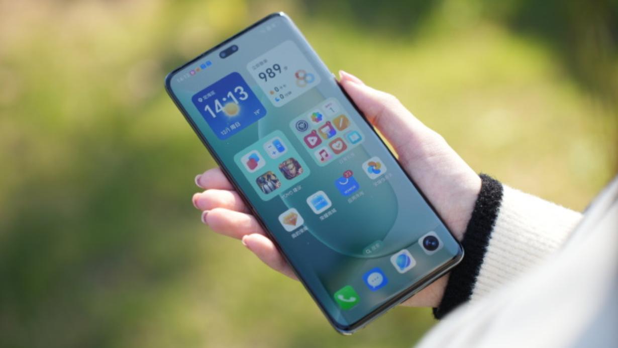 荣耀直接“放大招”，骁龙8Gen3+单反级影像，为销量突降910元