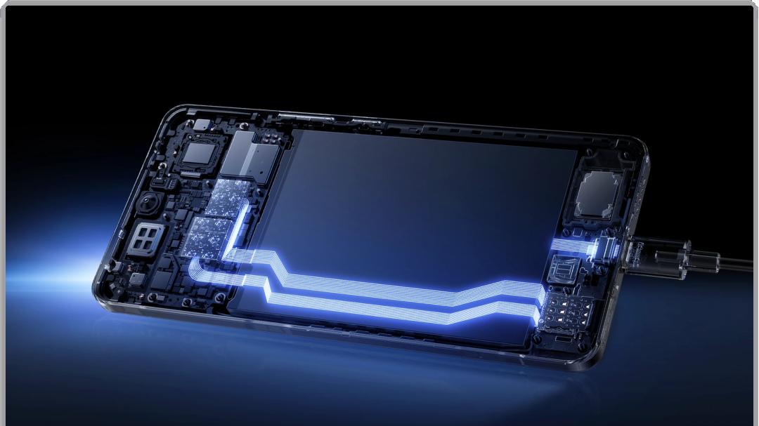 2亿潜望！真我GT8 Pro“旗舰逆子”