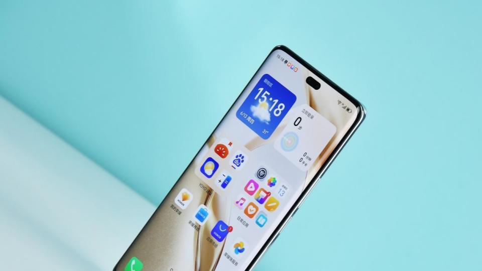 荣耀旗舰“半价”清仓，从3499元跌至1775元，国补后的捡漏真香机