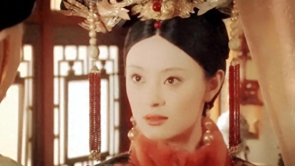 《甄嬛传》：甄嬛到死都不知道，为何父亲甄远道会恨透了她？