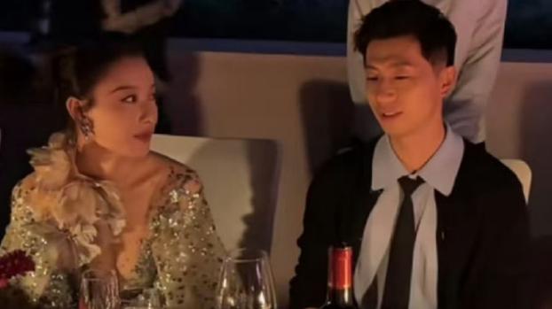 名场面！井柏然与新欢刘雯旧爱倪妮同桌不尴尬，心疼坐中间的马龙