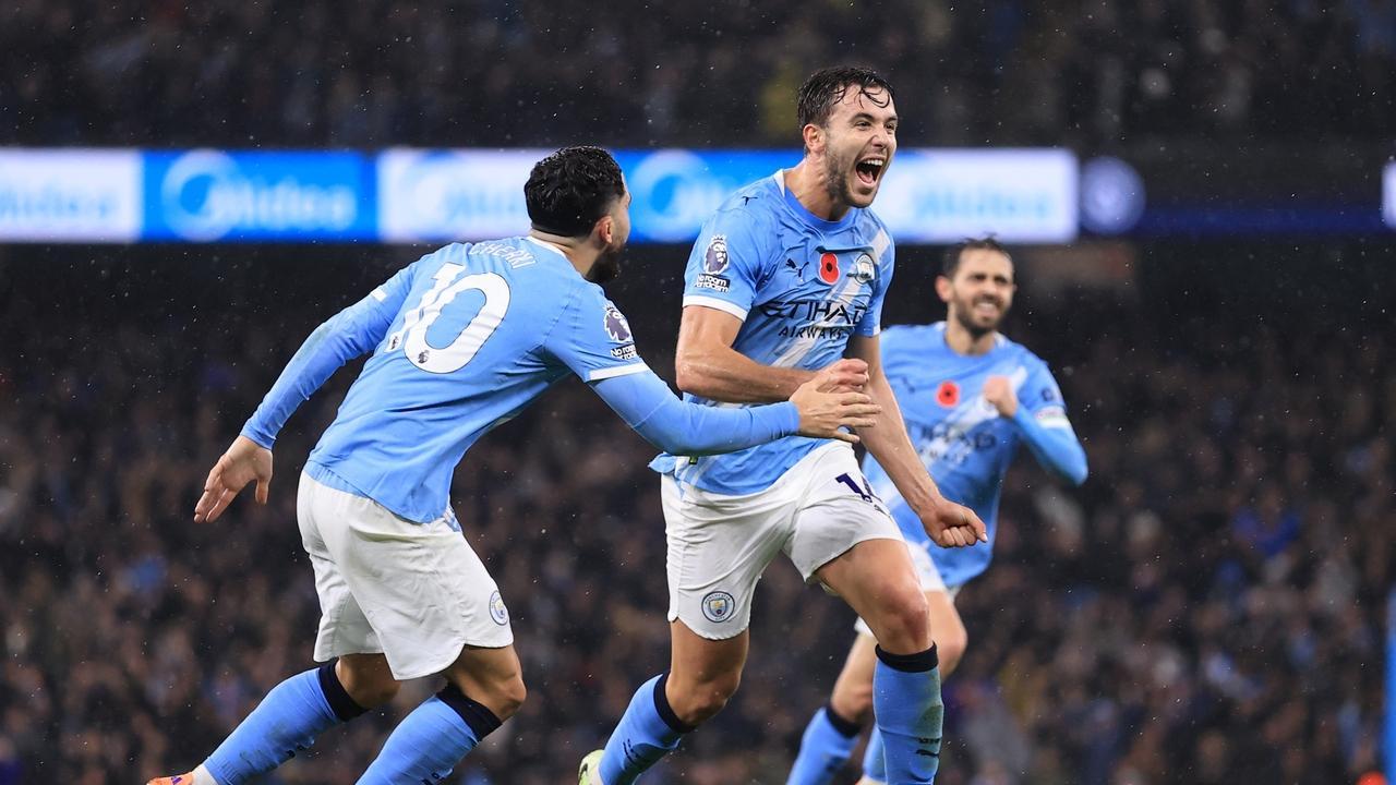 3-0，曼城4连胜，哈兰德失点+破门，多库飙世界波，利物浦跌出前6