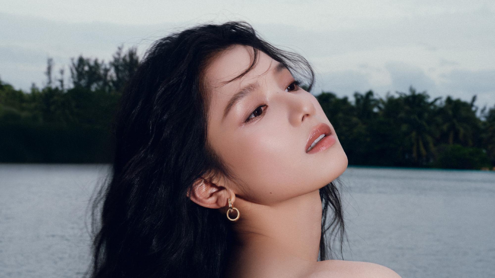 女明星，张婧仪