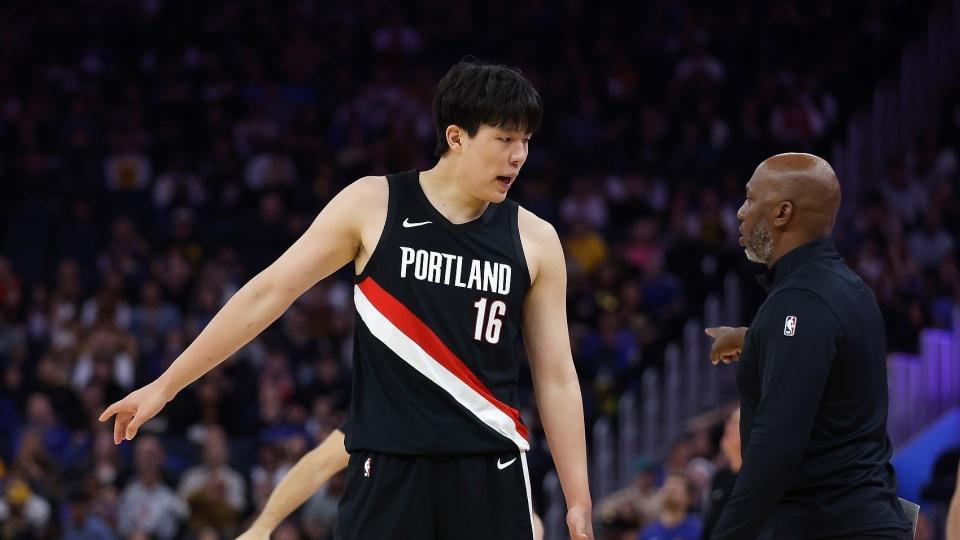 开拓者VS森林狼，央视不播，杨瀚森买宝马，首战后会去发展联盟吗