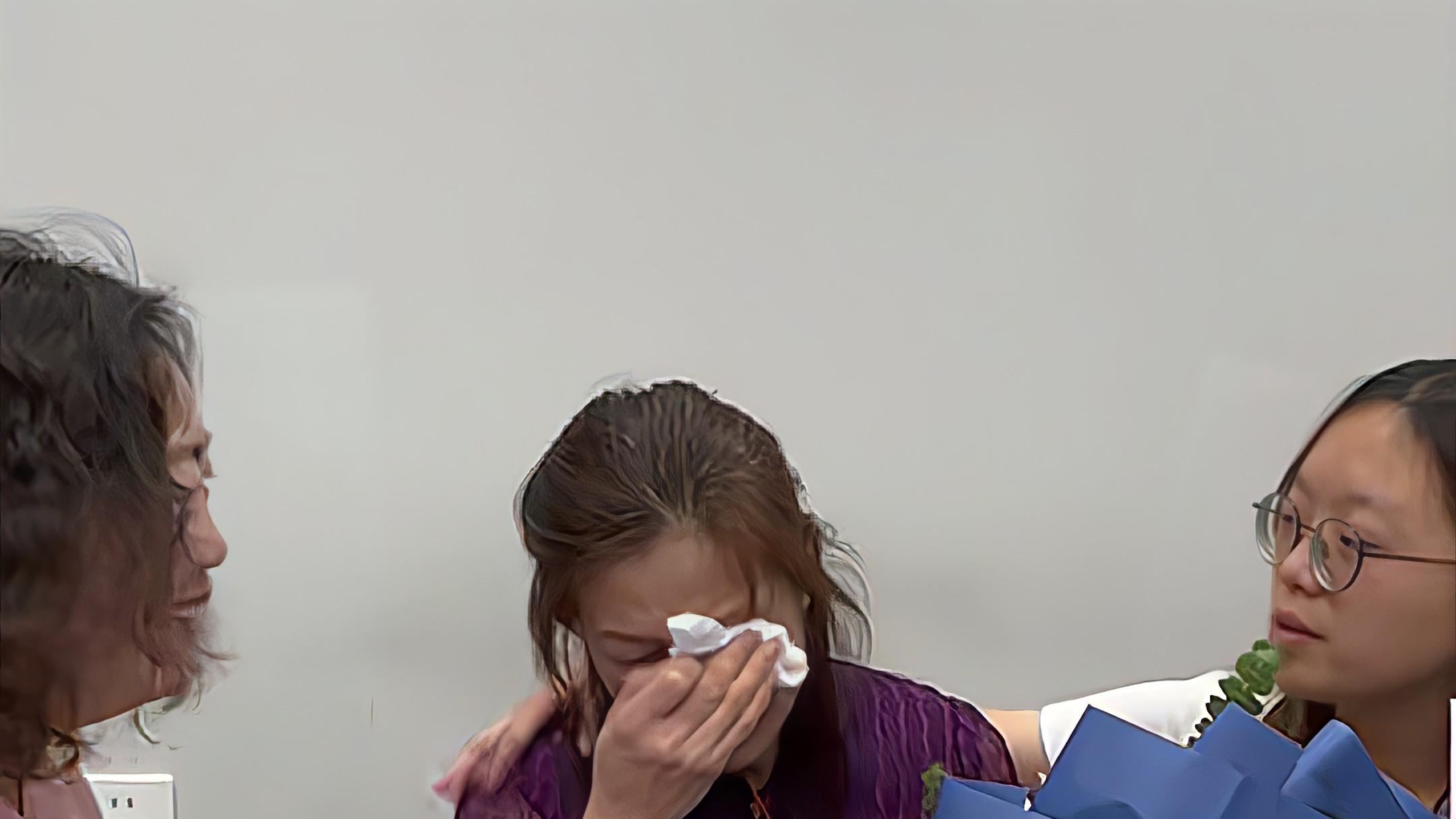 谢浩男妈妈许健华直播带货首秀很牛，销售额远超董宇辉和董先生