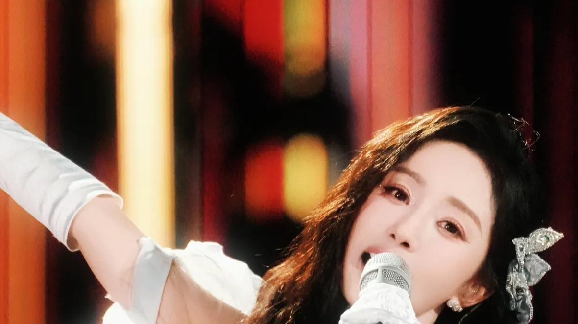 跨年夜女王：杨幂，收视神话的背后