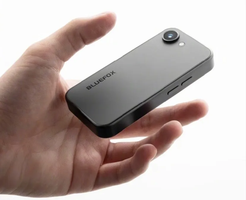 这才是真“小屏”手机：4英寸，LCD屏，599元起，考虑吗？