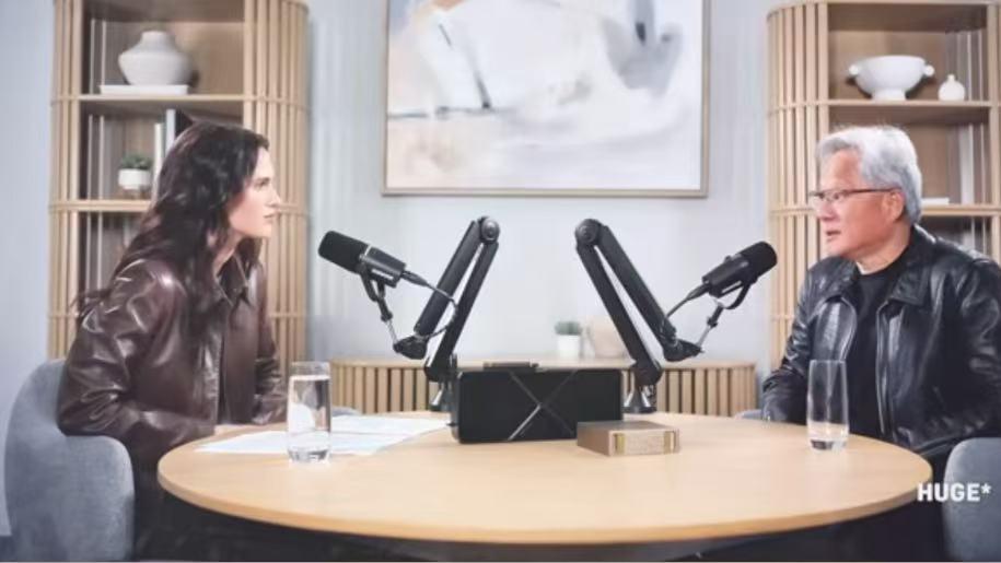 黃仁勛訪談：英偉達要用AI造一臺“時間機器”，看好人形機器人