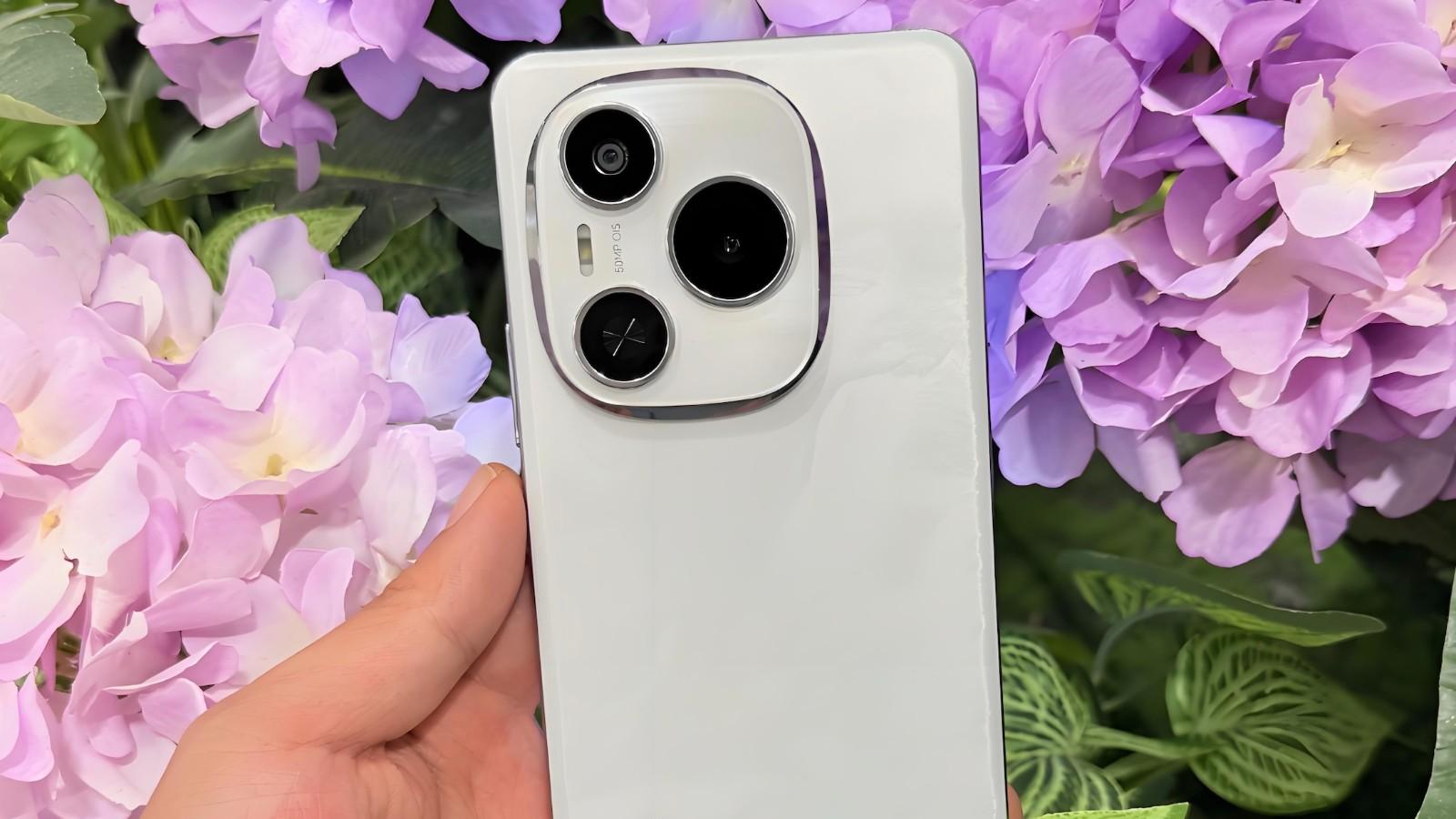 千元机市场的“续航王”，8000mAh+256GB才卖1529元，香气诱人！