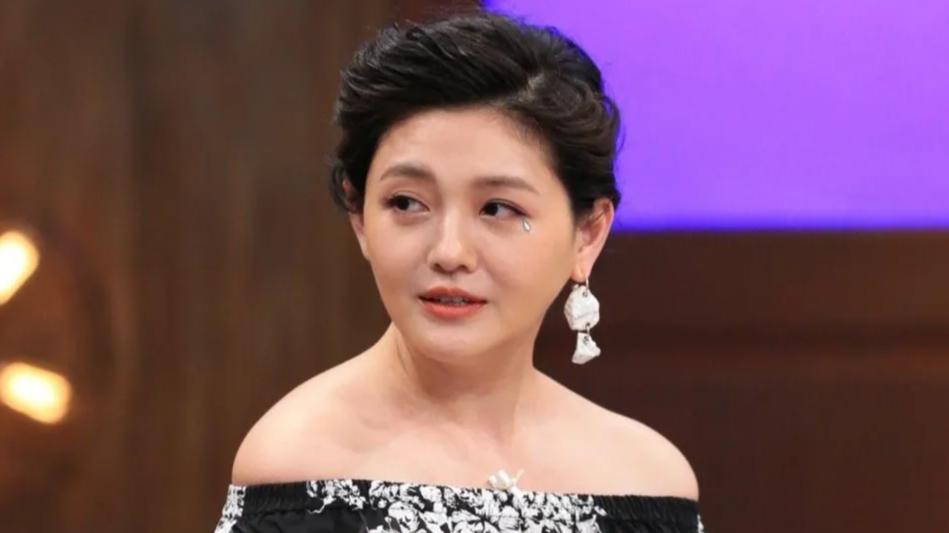 大S终于受不住了，经纪人直接喊话众网友：嘴下留情！