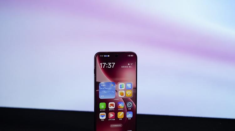 OPPO Find X9系列雙機首測：不再搖擺，勇敢做自己