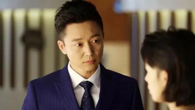 曾得罪宋佳无戏可拍，离婚后独自抚养儿子，如今他凭配角火遍全网