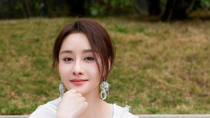 打电话没朋友，舞台划水脾气还不小，《浪姐》这位嘉宾回家吧！