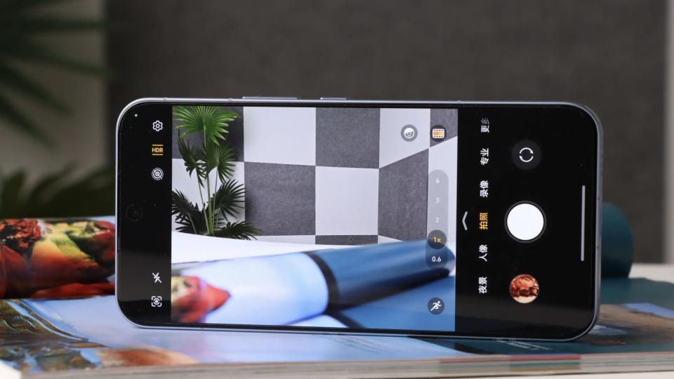 荣耀500 Pro再次揭秘：7000mAh+潜望长焦，同价位能否称王？