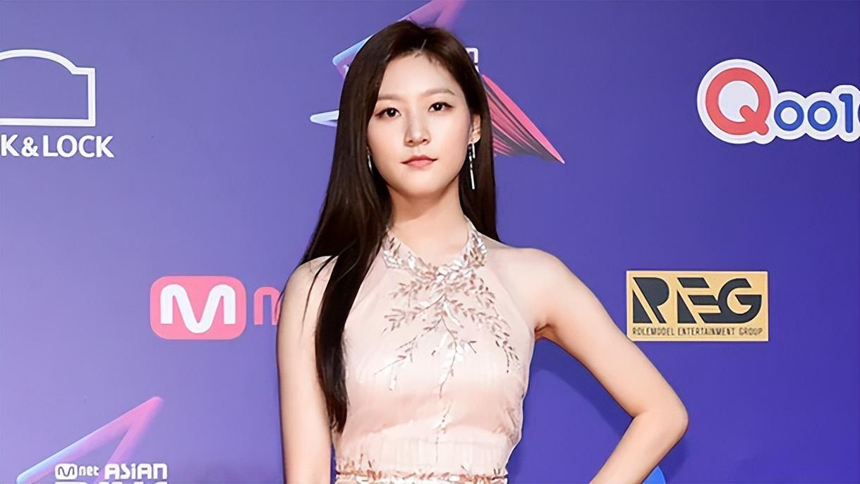 已故韩星金赛纶家人接受采访，“李镇浩的视频给她带来巨大痛苦”