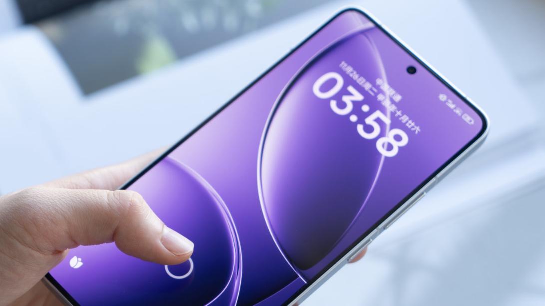 红米k90确定10月底发布，全系2k屏+长焦镜头，小米17都感觉不香了