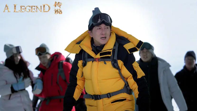 成龙新片全球票房破亿，内地预售不到2万，国内观众因何弃他？