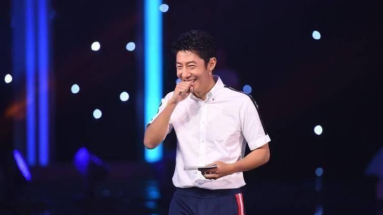 2026年央视跨年晚会嘉宾阵容曝光，四人主持，周深汪苏泷等人加盟