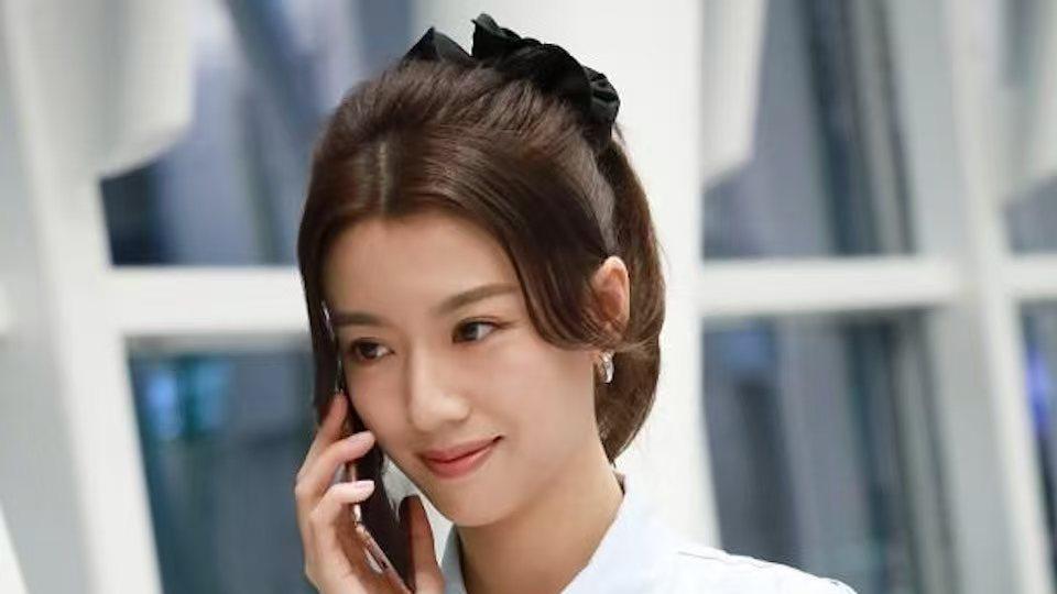 TVB视后承认已无剧在手！澄清与公司还有合约，仍单身但有追求者