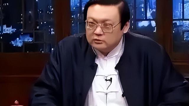 成也靠嘴败也靠嘴！销声匿迹多年的梁宏达，说错话的后果早已注定