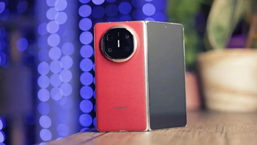 用了四个月，我决定为华为Mate X6“站台”