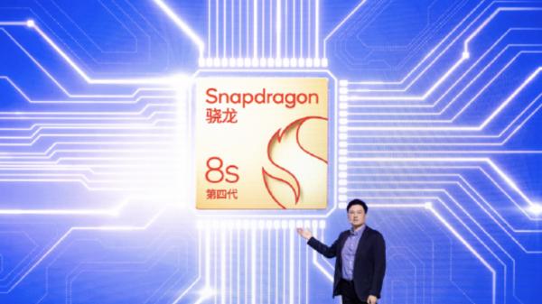 应对一加13T？小米15全系降价：最高便宜800拿下顶级小屏旗舰！