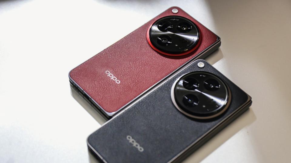 2025年折叠屏手机前瞻：小折叠与大折叠，都有缺失！