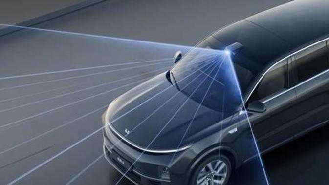 马斯克再怼华为，称激光雷达就是错误。国产智驾何去何从？