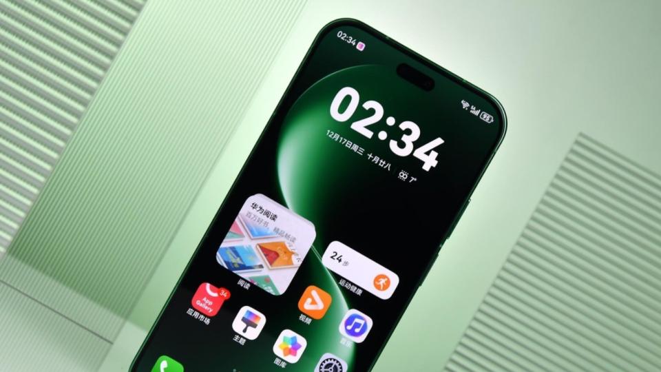 華為“扛不住了”，6500mAh+昆侖玻璃+鴻蒙OS6，新機跌至“新低價”