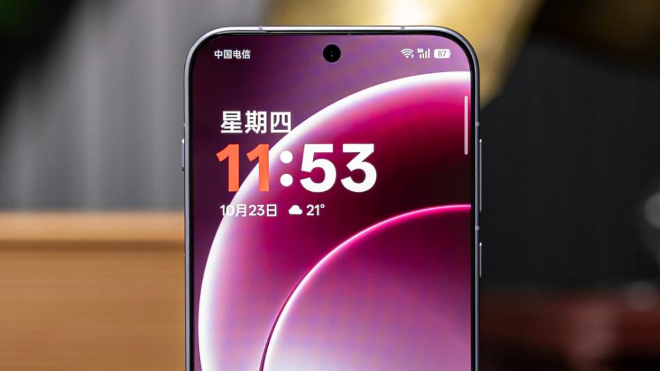 一加16系列再次被確認：200Hz+兩億像素，且四機齊發！