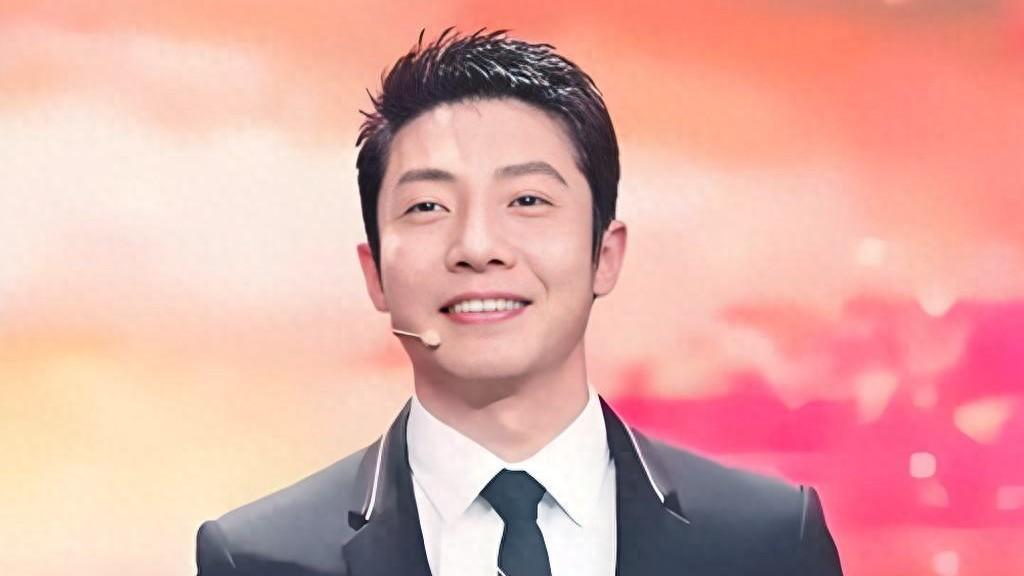 撒贝宁将第10次主持央视春晚！母亲离世，妹妹未婚，他的烦心事多