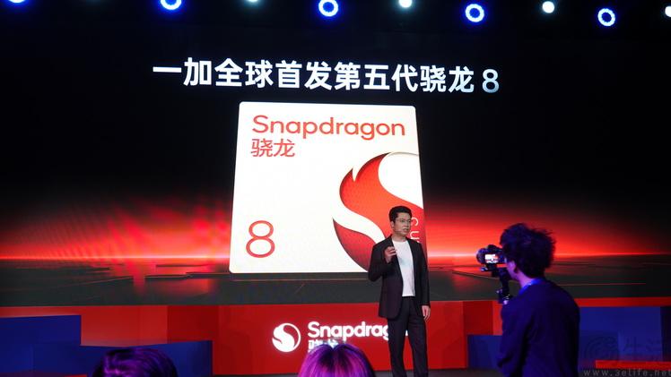 更貴的旗艦SoC，正在逼迫手機行業做出選擇