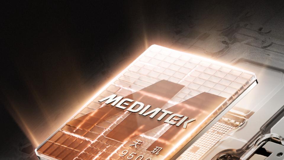 同芯不同命！紅米堆風扇，一加搞內核，到底誰才是性能之王？