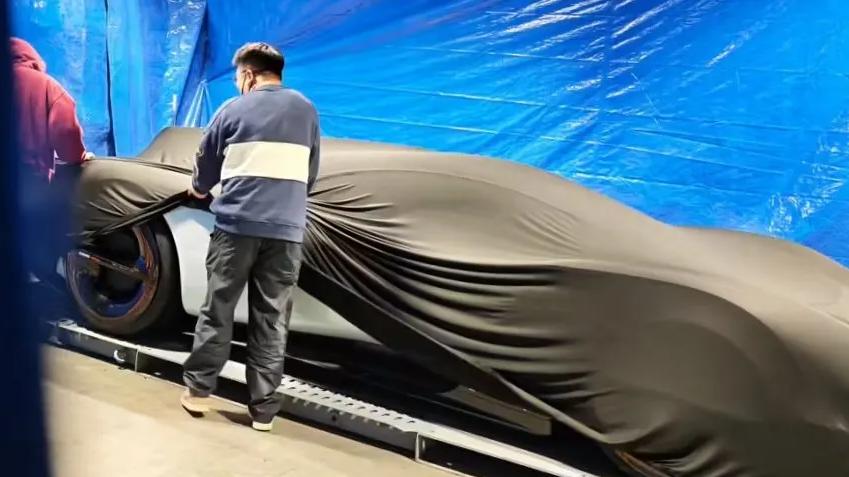超跑？小米概念車曝光 | 魅族宣布暫停國內手機項目| 一加15T現身