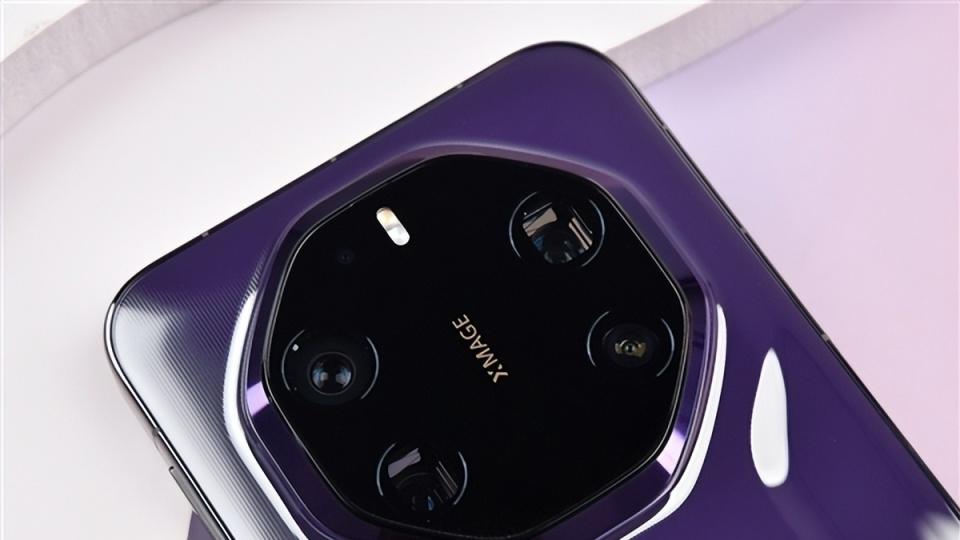 華為“新機皇”終于有貨了，20GB+1TB+鴻蒙OS6，花粉們沒有白等