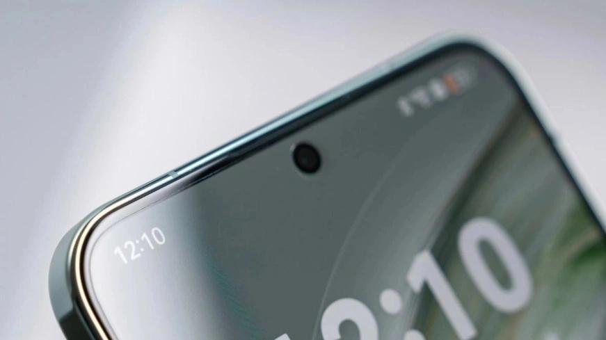 華為旗艦“亂套了”，512GB+鴻蒙OS6+IP69，配置更強價格竟然更低了