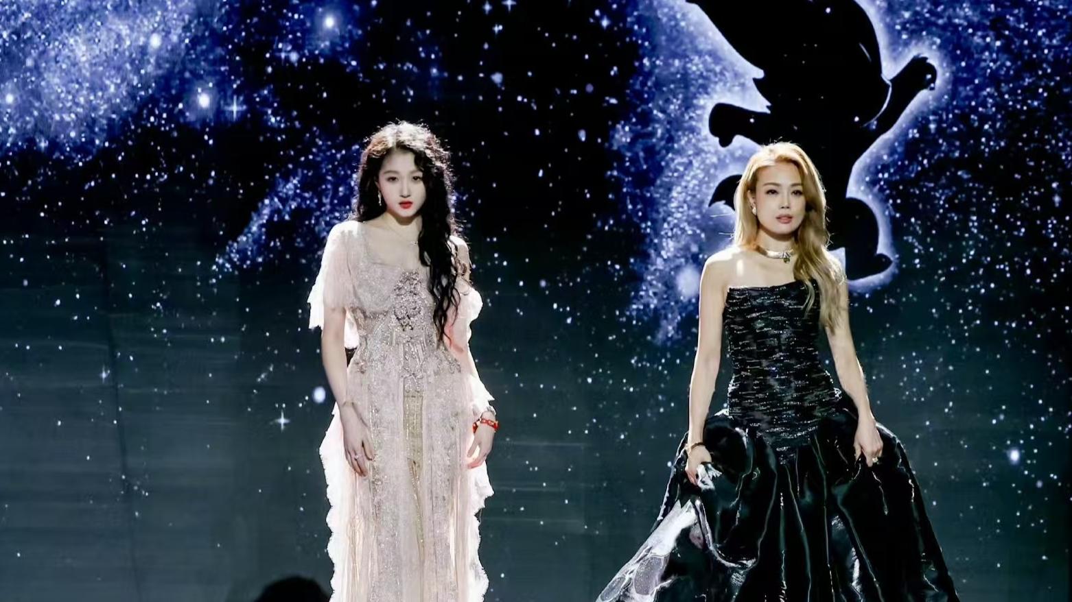 童瑶玫瑰裙出圈，王玉雯成黑马