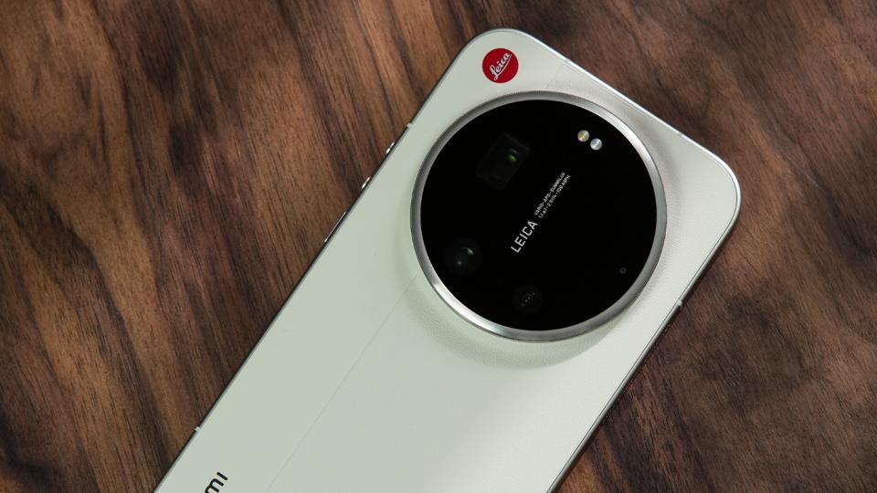 2025手機(jī)戰(zhàn)報(bào)出爐：華為全年第一，小米僅排第四！