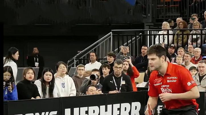 萨尔布吕肯夺德国杯冠军！樊振东发挥神勇，独得2分，夺留洋首冠