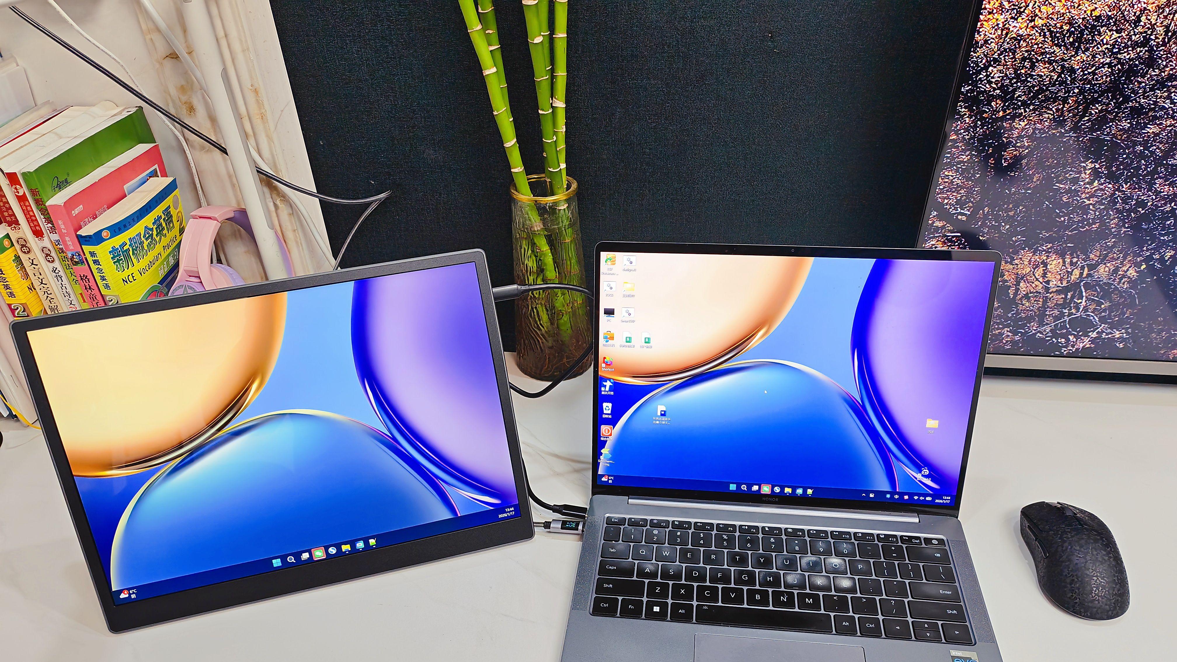 程序員桌搭新寵！海樂思S150U便攜副屏，體驗雙屏協作效率翻倍