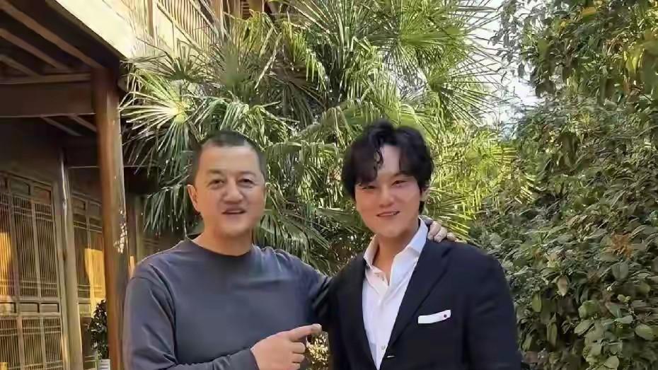 陈光标儿子正面照曝光，长相帅气将出国留学