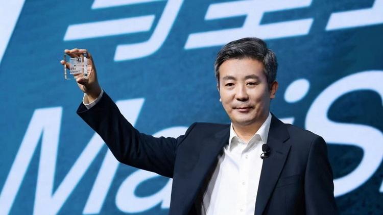 變革中的OPPO，在2025年走出了一條“逆襲”之路