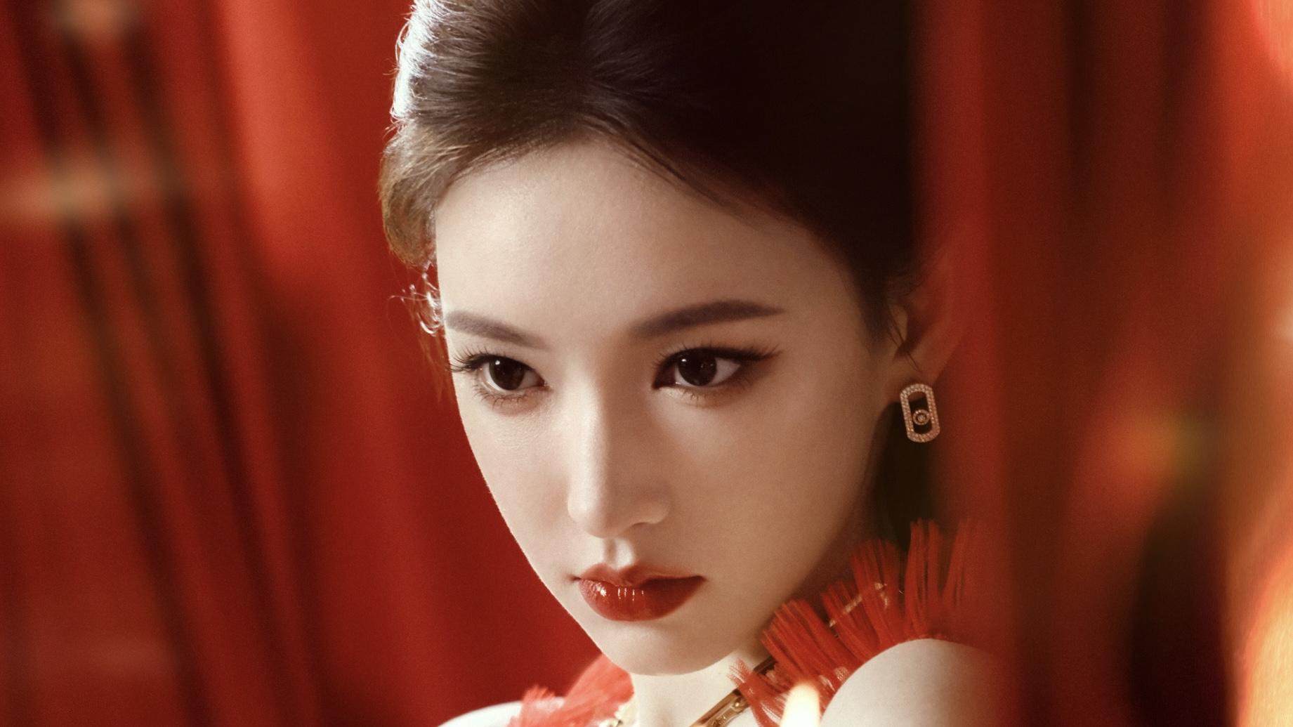 程潇：从“人间芭比”到现实版传奇的破茧之路