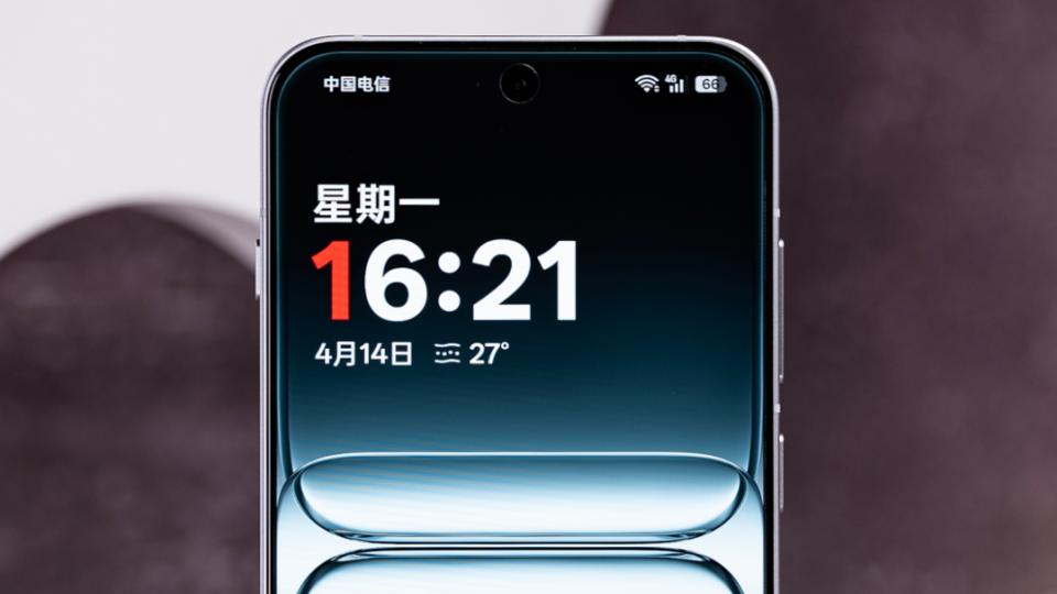 一加15T突然入網(wǎng)：小屏最大電池+長焦雙攝，暫定三月發(fā)布