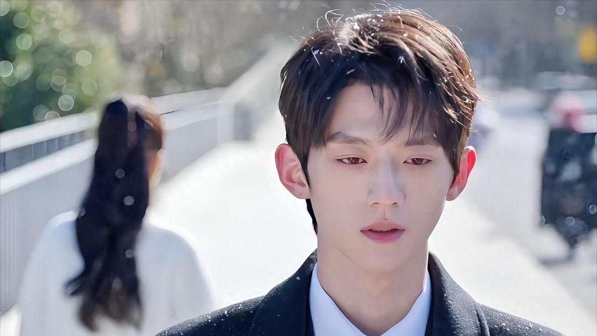 同样演男二，为何代旭能30秒“掀桌”，他和宋威龙同框就被全网嘲