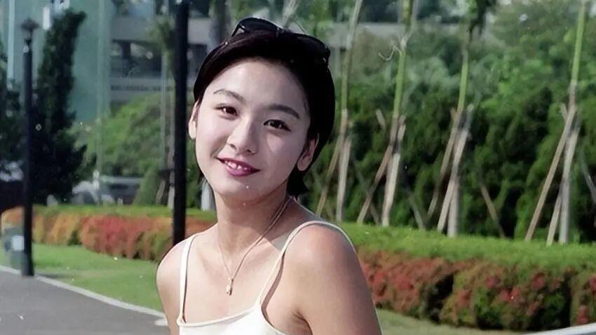 48岁江祖平近况曝光！控诉被小22岁男友侵犯，如今再也不敢谈恋爱