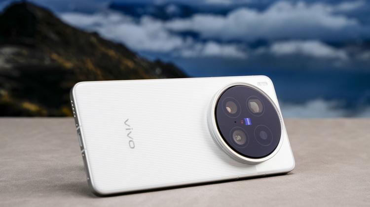 超大電池容量的手機(jī)，如今真就能安心使用嗎