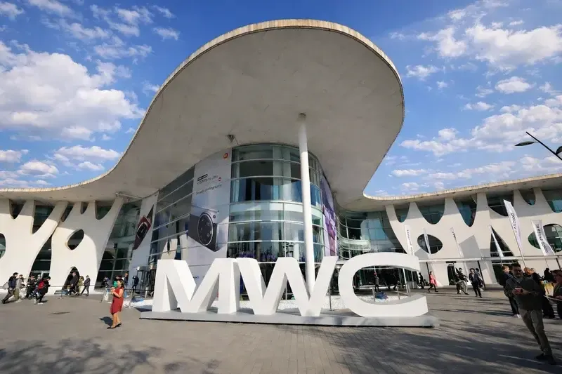 國產旗艦組團“霸榜”MWC！高通助力中國品牌出海，全球橫著走