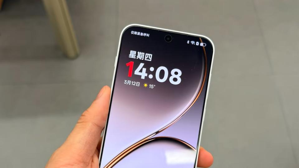 一加15T線下上手體驗：不吐不快，說說真實感受！